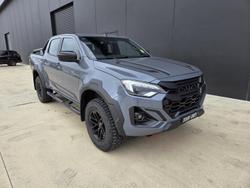 2025 Isuzu D-MAX BLADE