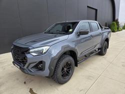 2025 Isuzu D-MAX BLADE