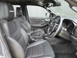 2025 Isuzu D-MAX BLADE