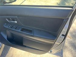 2014 SUBARU
                XV 2.0i-L
