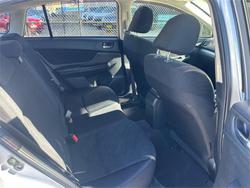 2014 SUBARU
                XV 2.0i-L