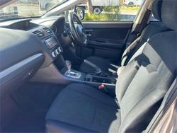 2014 SUBARU
                XV 2.0i-L