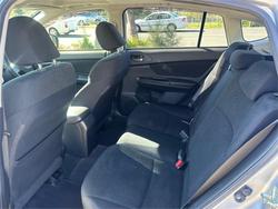 2014 SUBARU
                XV 2.0i-L