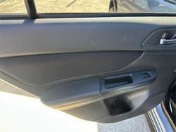 2014 SUBARU
                XV 2.0i-L
