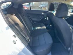 2017 KIA
CERATO SPORT