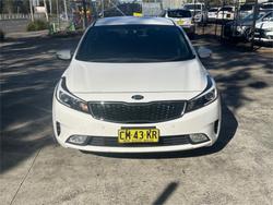 2017 KIA
CERATO SPORT