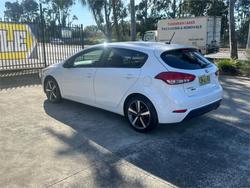 2017 KIA
CERATO SPORT