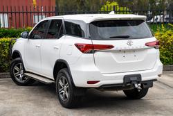 2022 Toyota Fortuner GX GUN156R 4X4 Dual Range Glacier White