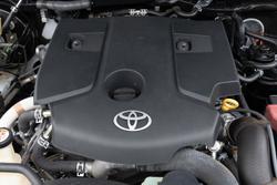 2022 Toyota Fortuner GX GUN156R 4X4 Dual Range Glacier White