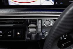 2025 Peugeot 3008 GT Premium Hybrid