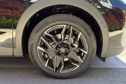 2025 Peugeot 5008 GT Premium Hybrid