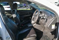 2011 Holden
                Cruze SRi-V