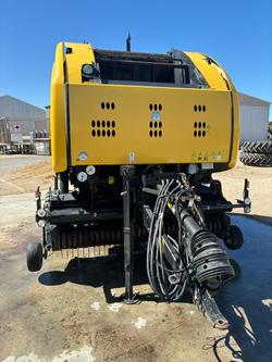 2014 New Holland Rb180 YELLOW