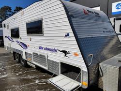 2016 New Age Caravans 23Ft Oz Classic With Full Ensuite And Recliner Lounge Chairs