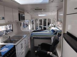 2016 New Age Caravans 23Ft Oz Classic With Full Ensuite And Recliner Lounge Chairs