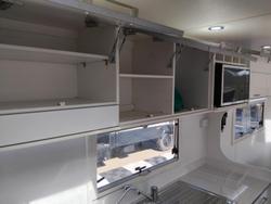 2016 New Age Caravans 23Ft Oz Classic With Full Ensuite And Recliner Lounge Chairs