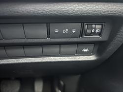 2023 MITSUBISHI
Outlander