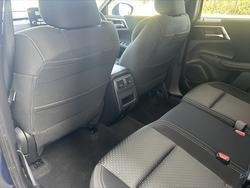 2023 MITSUBISHI
Outlander