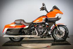 Harley-Davidson CVO Road Glide 121 (fltrxse)