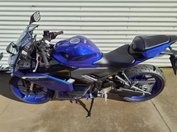 2025 Yamaha YZF-R3 R3 Blue
