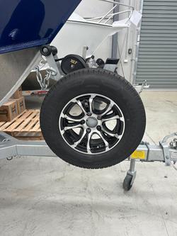 2023 Stessl 530 Bluewater Runabout