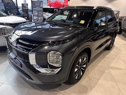 2025 Mitsubishi Outlander LS