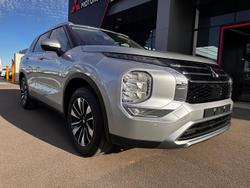 2025 Mitsubishi Outlander LS