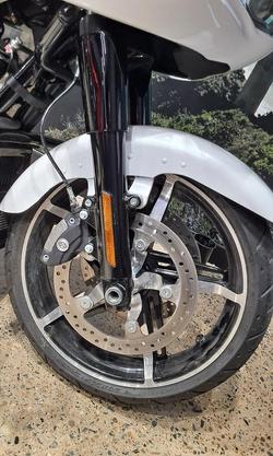 2025 Harley-Davidson Road Glide 117 (FLTRX) Touring White