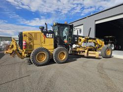 2017 Caterpillar 12M