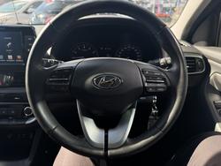 2020 Hyundai
                i30 Active
