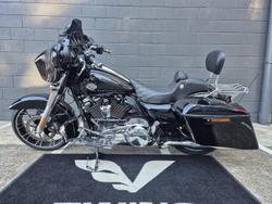 2023 Harley-Davidson Street Glide Special 114 (FLHXS) Touring Black