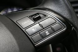 2016 Mitsubishi
Outlander LS Safety Pack
