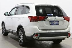 2016 Mitsubishi
Outlander LS Safety Pack