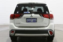 2016 Mitsubishi
Outlander LS Safety Pack