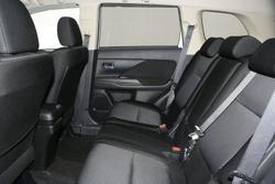 2016 Mitsubishi
Outlander LS Safety Pack