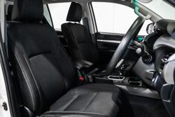 2020 Toyota
                Hilux SR5