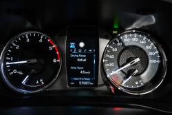 2020 Toyota
                Hilux SR5