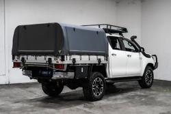 2020 Toyota
                Hilux SR5