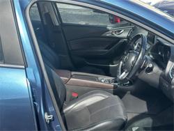 2018 MAZDA
MAZDA3 SP25 ASTINA