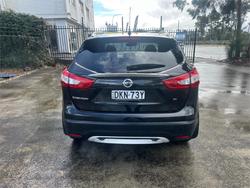 2016 NISSAN
                QASHQAI Ti