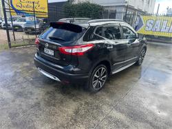 2016 NISSAN
                QASHQAI Ti