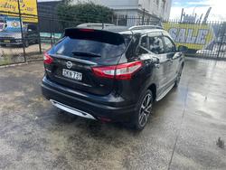 2016 NISSAN
                QASHQAI Ti