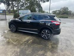 2016 NISSAN
                QASHQAI Ti