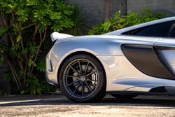 2016 McLaren 675LT
