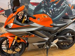 2022 Yamaha YZF-R3 VIVID ORANGE