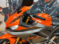 2022 Yamaha YZF-R3 VIVID ORANGE