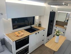 2025 Traveller Track 15'