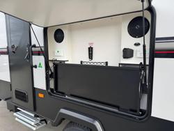 2025 Traveller Track 15'