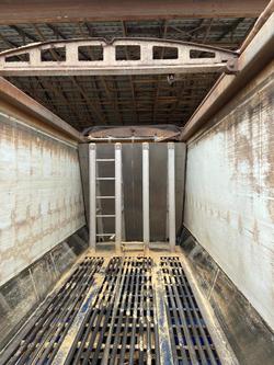 2022 Lusty Pumpa Belt Walking Floor