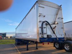 2022 Lusty Pumpa Belt Walking Floor